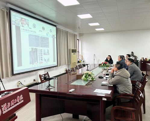 ED9CE4CE261BE4EFF92D17F2AA4DF649